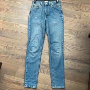 Urban outfitters Mom High rise BDG size 24